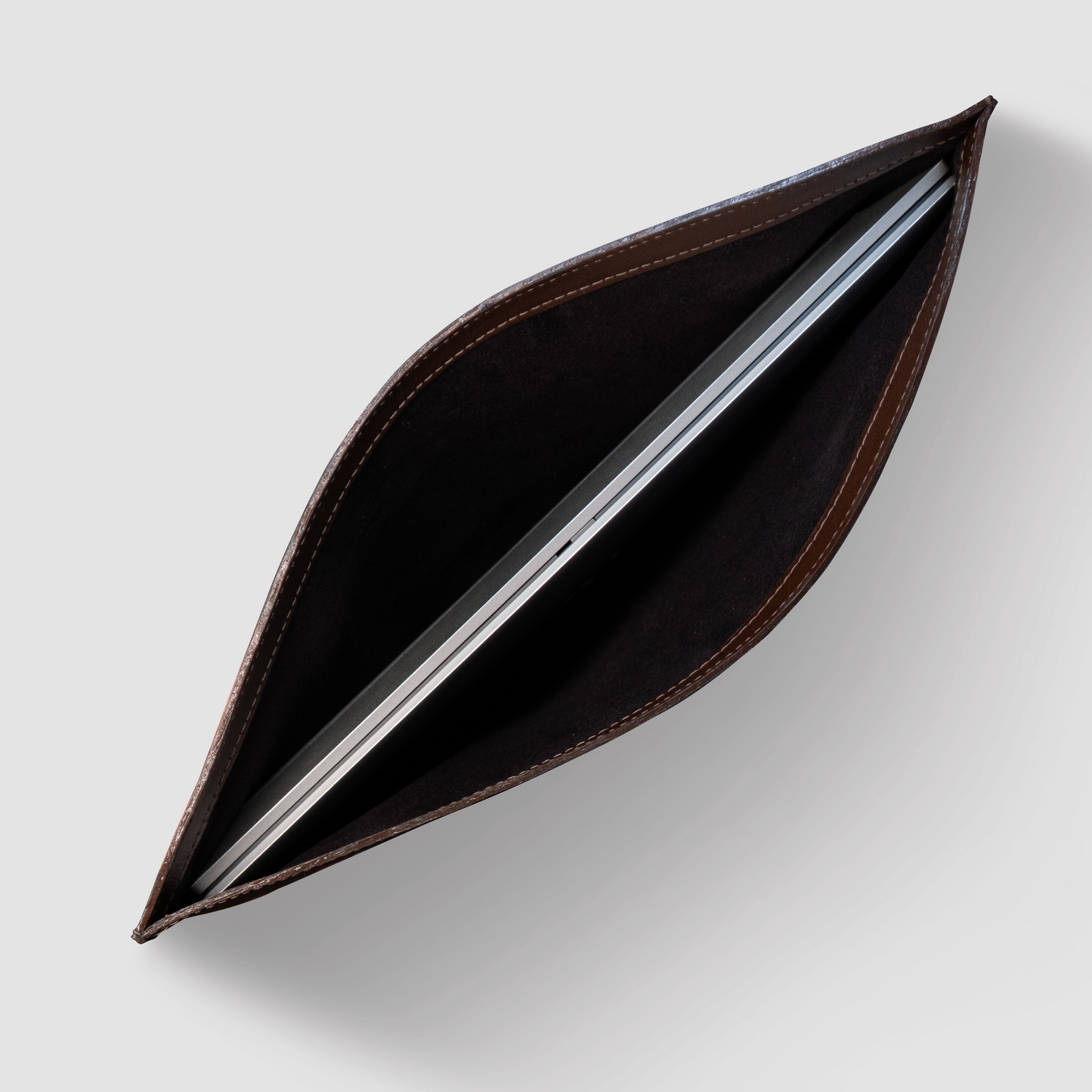 Case Sleeve para Macbook em Couro
