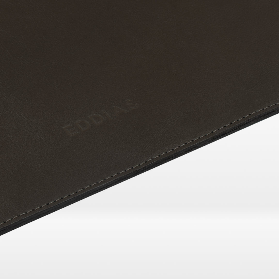 Case Sleeve para Macbook em Couro